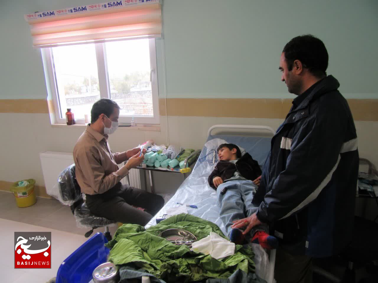 انجام ویزیت رایگان پزشکان جهادی قم در روستاهای محروم شهرستان شازند اراک انجام ویزیت رایگان پزشکان جهادی قم در روستاهای محروم شهرستان شازند اراک