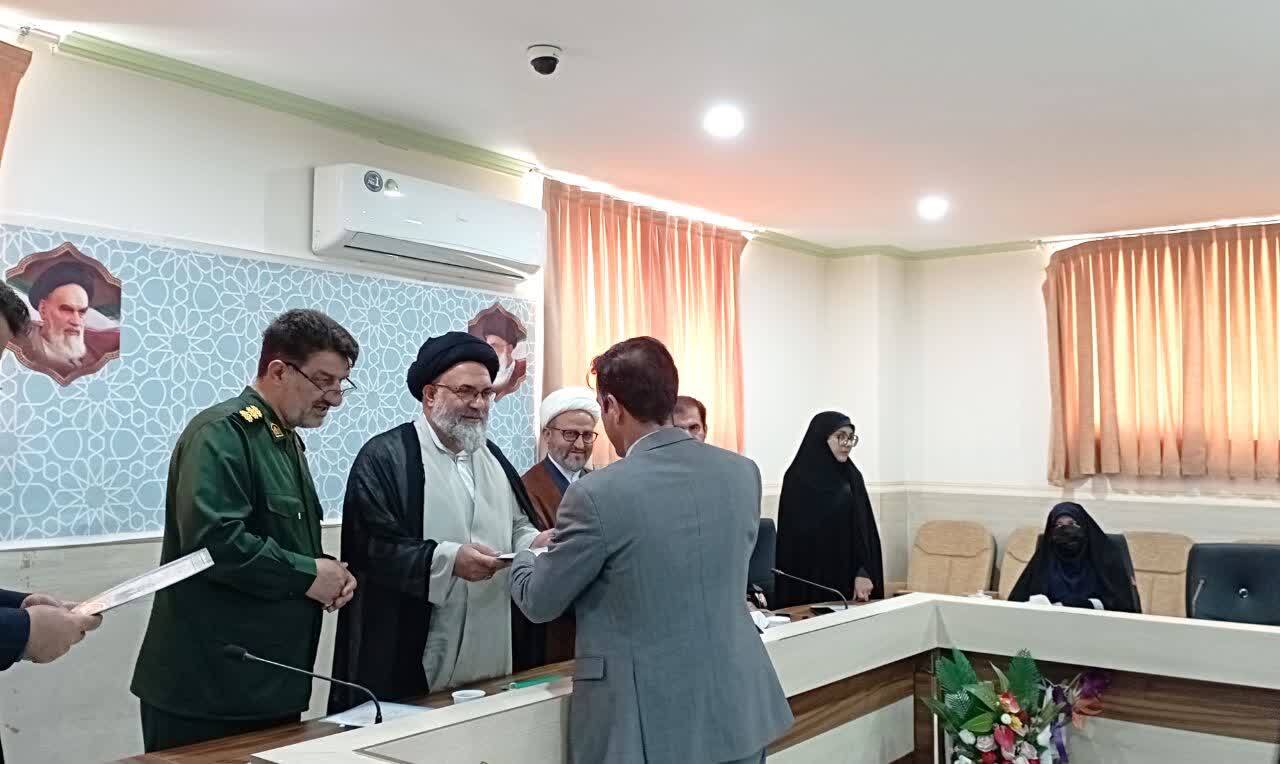 فعالان حوزه دفاع مقدس کهگیلویه و بویراحمد تجلیل شدند