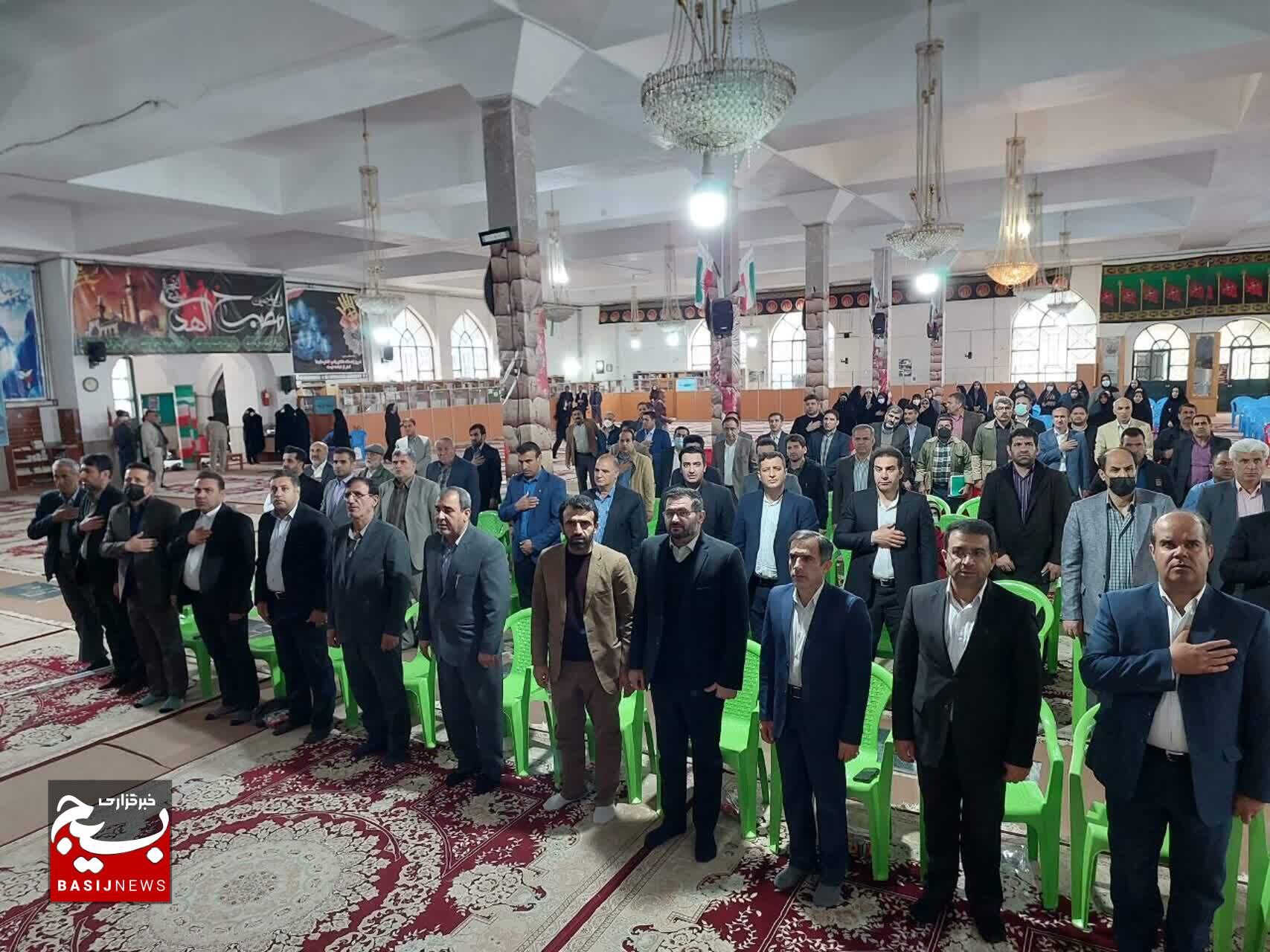 برگزاری گردهمایی فرزندان شهدای استان کهگیلویه و بویراحمد در یاسوج + تصاویر برگزاری گردهمایی فرزندان شهدای استان کهگیلویه و بویراحمد در یاسوج + تصاویر