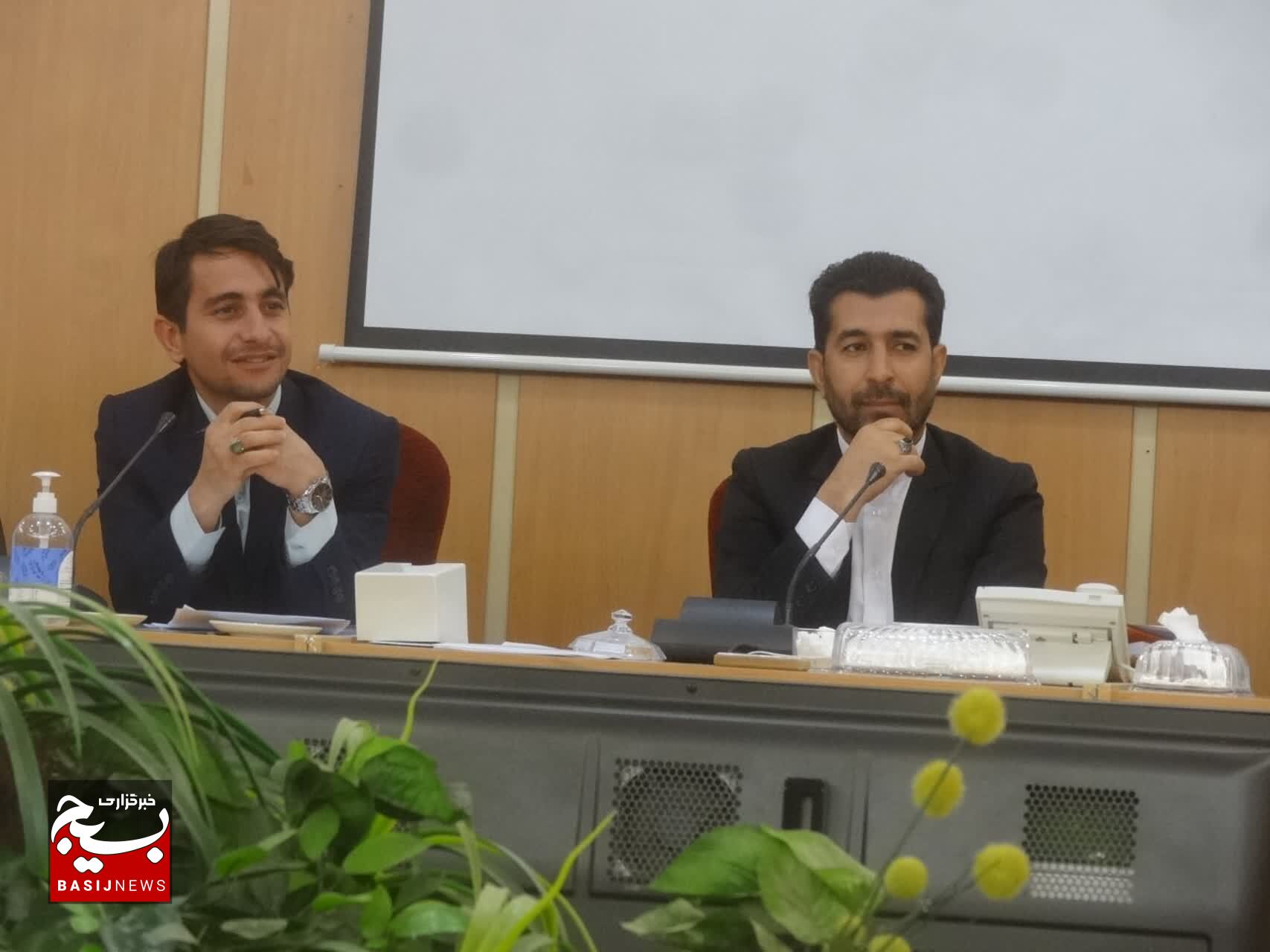 نشست مجمع مردمی پیگیری سیاست های کلی نظام مقدس جمهوری در یاسوج