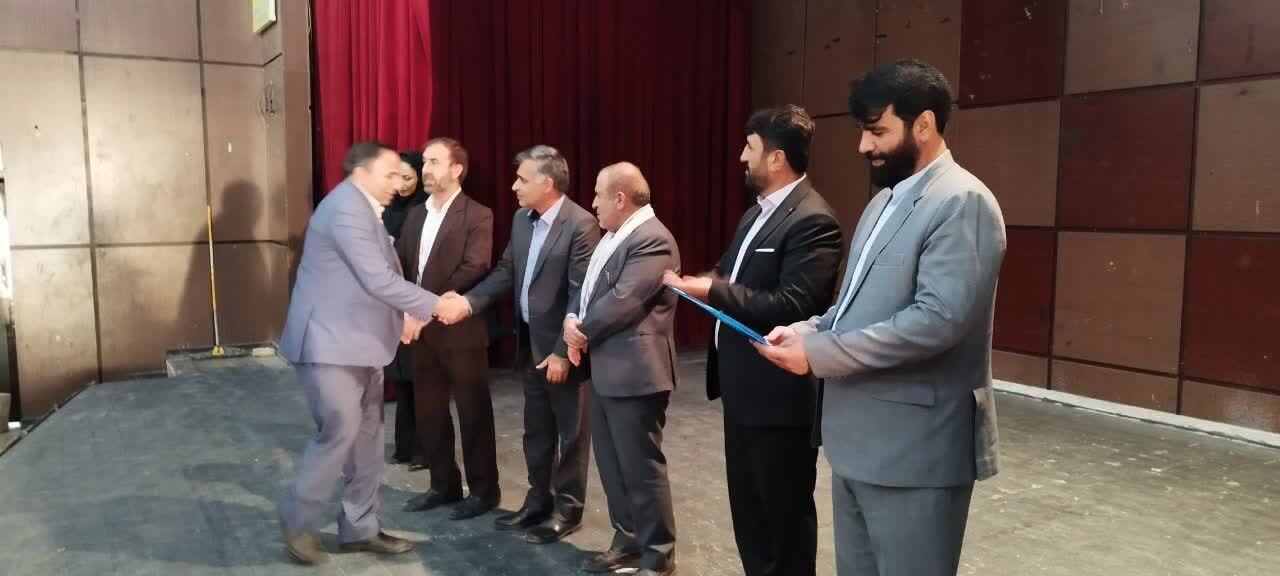 ثبت نام بیش از هزار نفر در طرح معلمان نمونه در سطح استان/ رتبه بندی معلمان کار بزرگی بود که توسط دولت مردمی ایران قوی اجرا شد