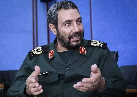 سپاه مولود انقلاب اسلامی است/پاسداران؛مدافعان حقیقی ارزش های انقلاب سپاه مولود انقلاب اسلامی است/پاسداران؛مدافعان حقیقی ارزش های انقلاب
