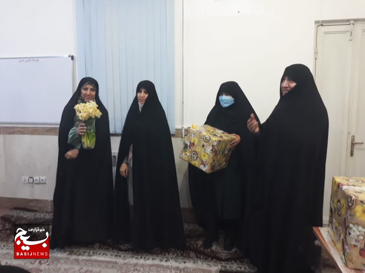 پاسداران نقشآفرین حوزه حضرت نرجس(س) قم تجلیل شدند پاسداران نقشآفرین حوزه حضرت نرجس(س) قم تجلیل شدند