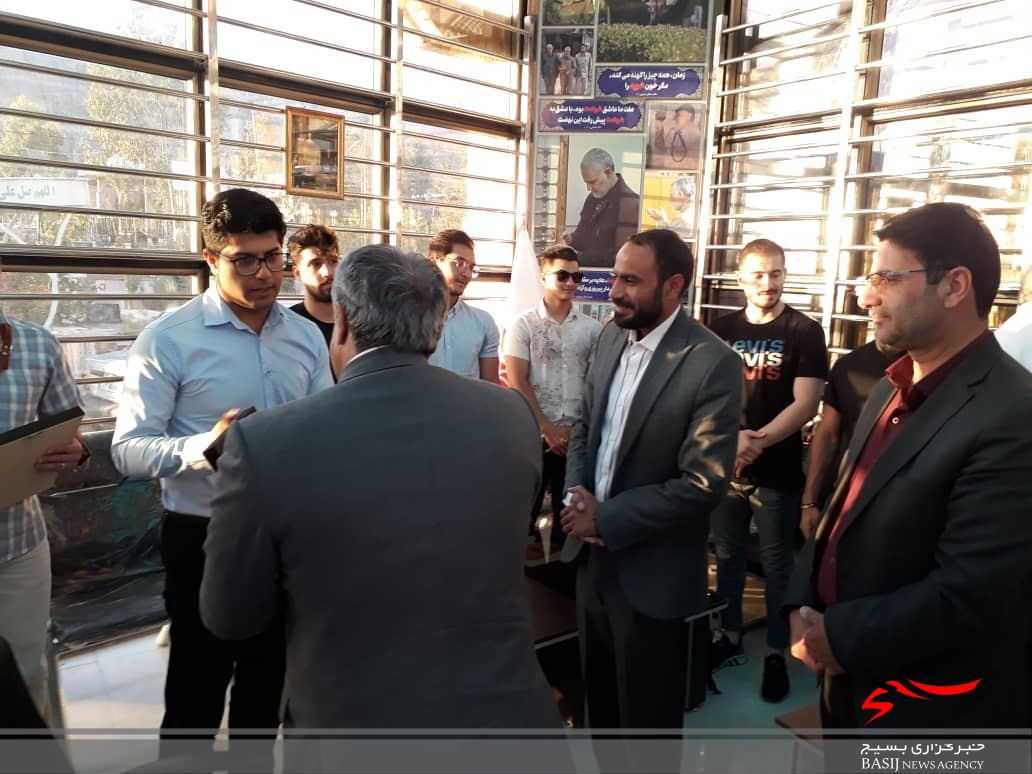تجدید بیعت اعضای تیم ملی ایروبیک ژیمناستیک با شهدا تجدید بیعت اعضای تیم ملی ایروبیک ژیمناستیک با شهدا