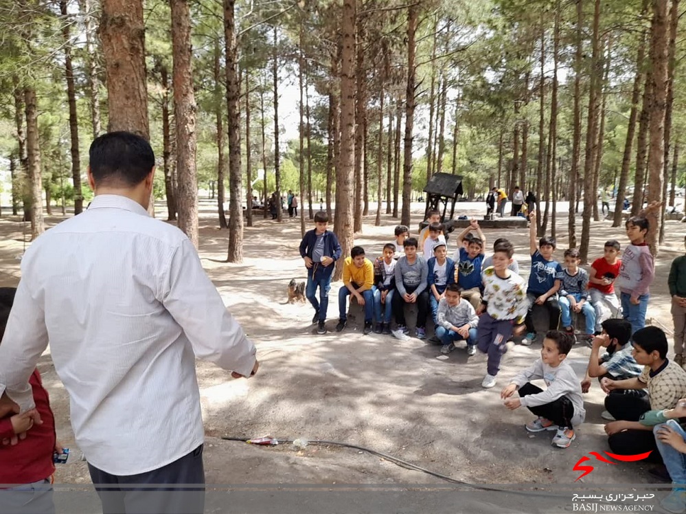 برگزاری اردوی یک روزه برای بسیجیان پایگاه امام خمینی(ره) برگزاری اردوی یک روزه برای بسیجیان پایگاه امام خمینی(ره)