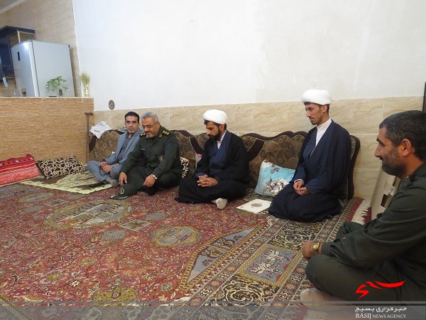 دیدار با خانوده شهید ماشاالله محمدی در دلوار دیدار با خانوده شهید ماشاالله محمدی در دلوار