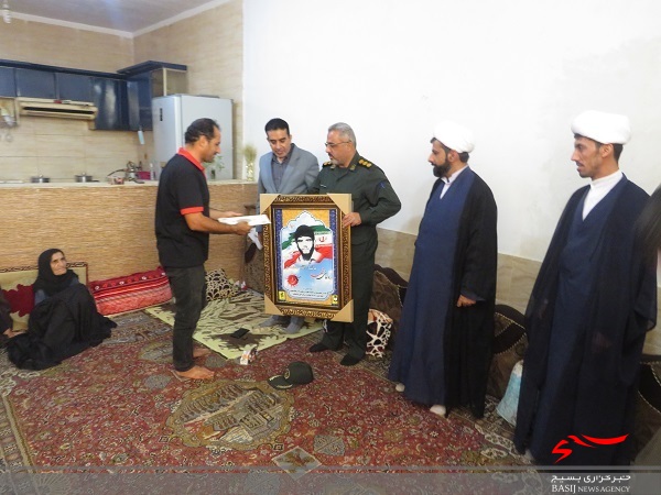 دیدار با خانوده شهید ماشاالله محمدی در دلوار دیدار با خانوده شهید ماشاالله محمدی در دلوار
