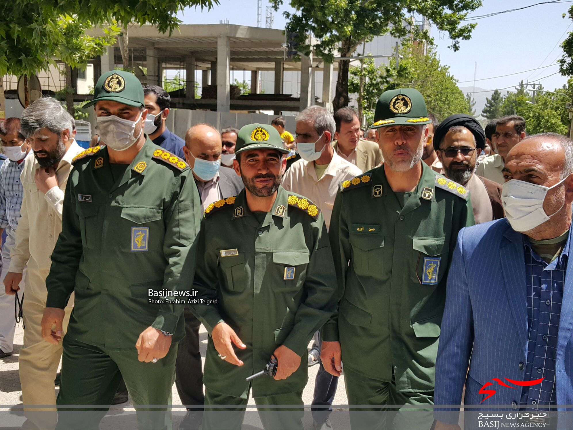 راهپیمایی نمازگزاران یاسوجی در حمایت از طرح اصلاحات اقتصادی و انزجار از دشمنان و مخلان اقتصادی