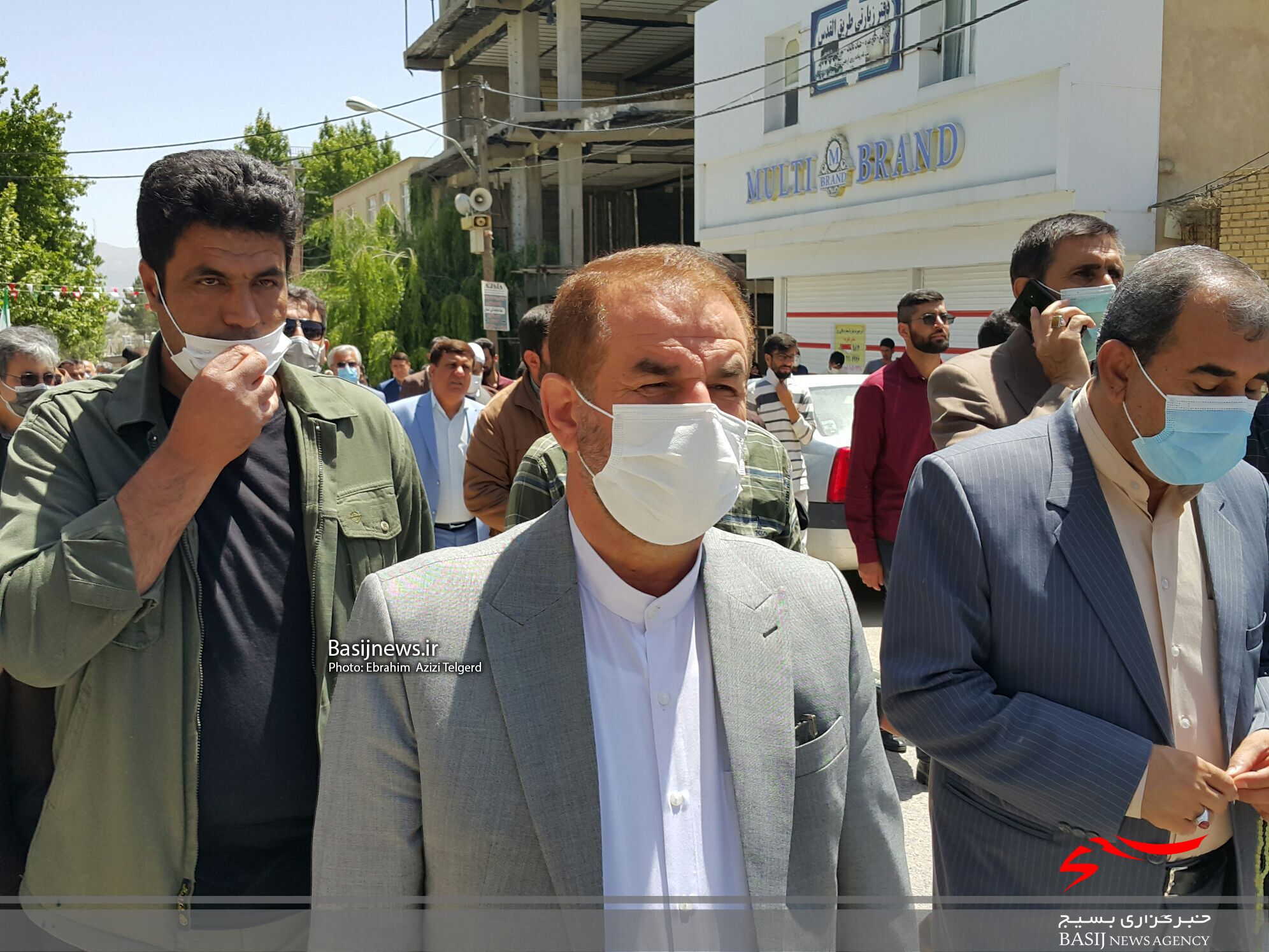 راهپیمایی نمازگزاران یاسوجی در حمایت از طرح اصلاحات اقتصادی و انزجار از دشمنان و مخلان اقتصادی
