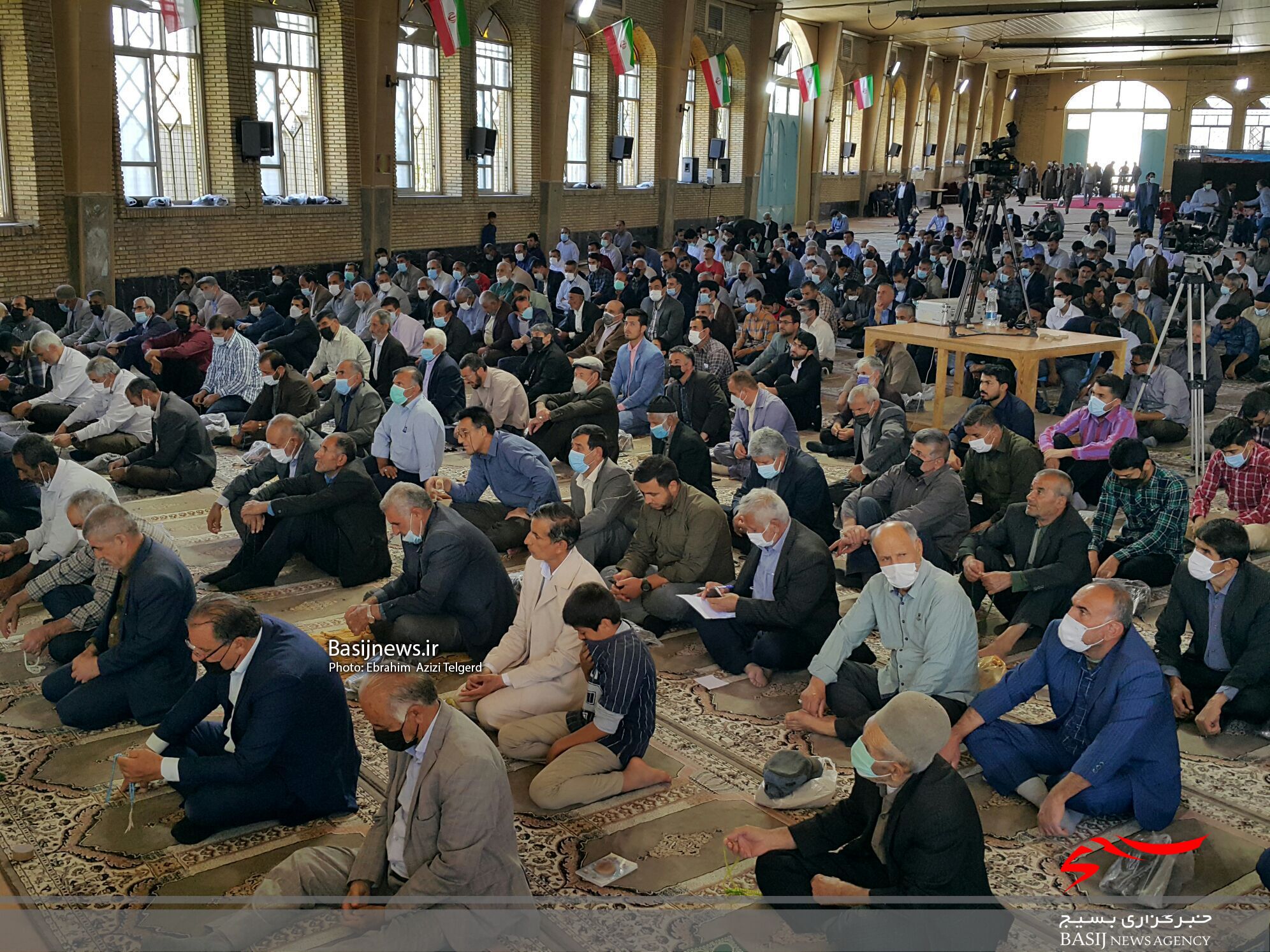 راهپیمایی نمازگزاران یاسوجی در حمایت از طرح اصلاحات اقتصادی و انزجار از دشمنان و مخلان اقتصادی