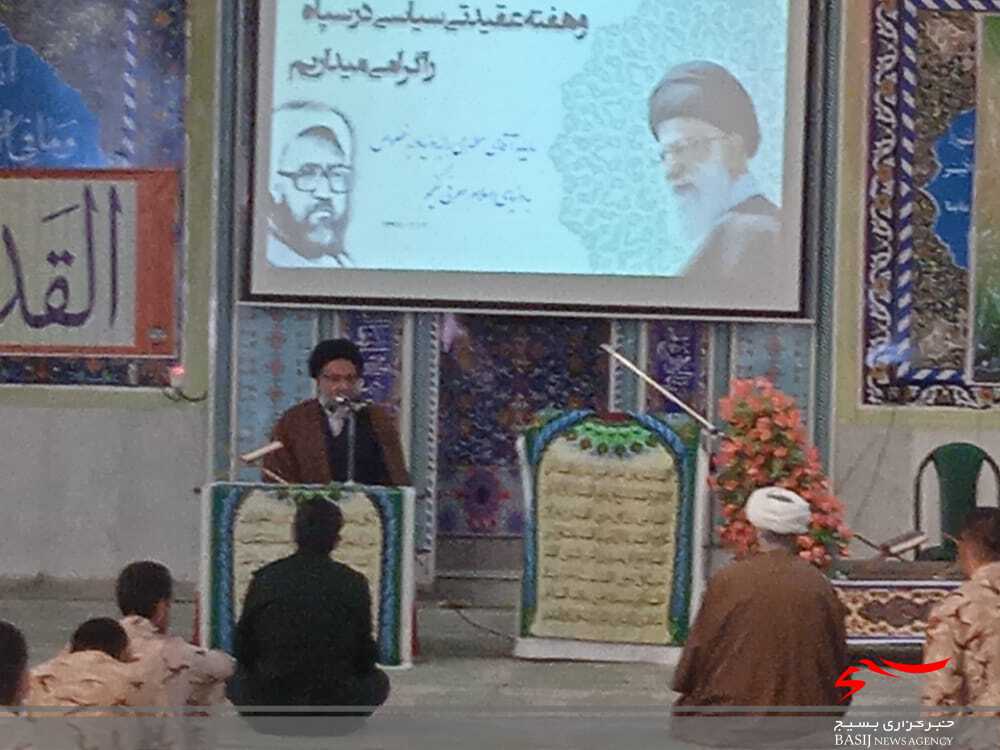 دیدار نماینده ولی فقیه در استان با فرمانده و رزمندگان تیپ ۴۸ فتح دیدار نماینده ولی فقیه در استان با فرمانده و رزمندگان تیپ ۴۸ فتح