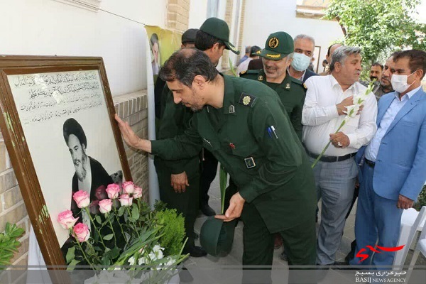 تجدید میثاق بسیج کارگری قم با آرمانهای امام خمینی (ره) تجدید میثاق بسیج کارگری قم با آرمانهای امام خمینی (ره)