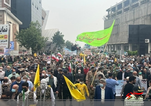 علوی تبارها پرچم رژیم اشغالگر قدس را به آتش کشیدند /حمایت از مردم فلسطین تا رهایی قدس ادامه دارد