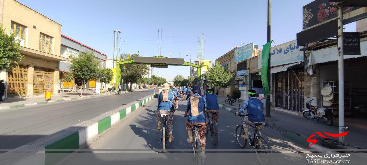رکاب&zwnj;زنی قمی&zwnj;ها تا مرقد امام خمینی(ره)