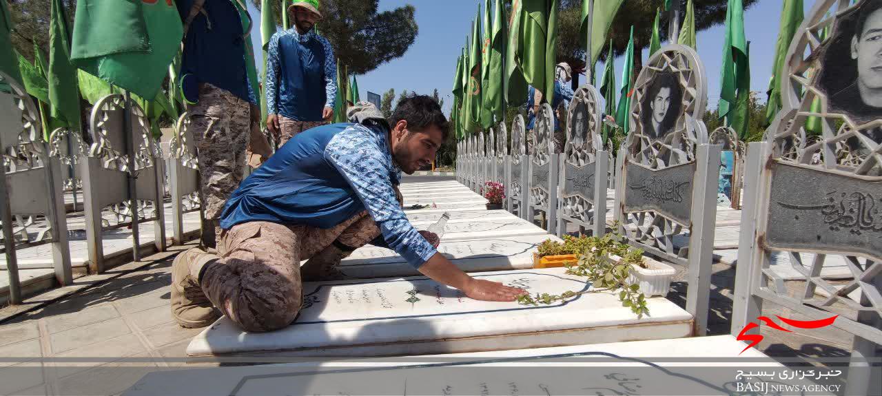 رکاب&zwnj;زنی قمی&zwnj;ها تا مرقد امام خمینی(ره)