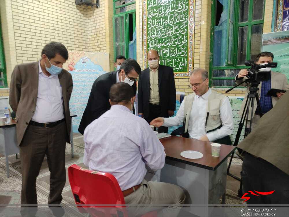 برگزاری میز خدمت قضایی و حقوقی مشترک بسیج حقوقدانان و دادگستری استان در دهستان دشتروم برگزاری میز خدمت قضایی و حقوقی مشترک بسیج حقوقدانان و دادگستری استان در دهستان دشتروم