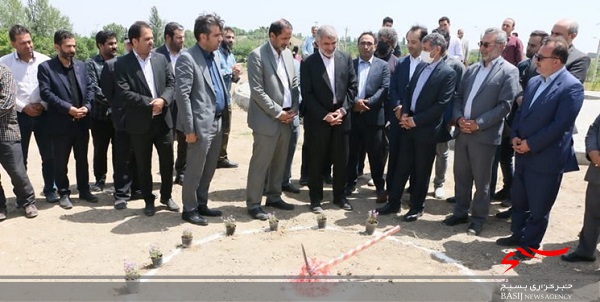 پارک ۶ هکتاری محله میراشرف اردبیل کلنگزنی شد پارک ۶ هکتاری محله میراشرف اردبیل کلنگزنی شد