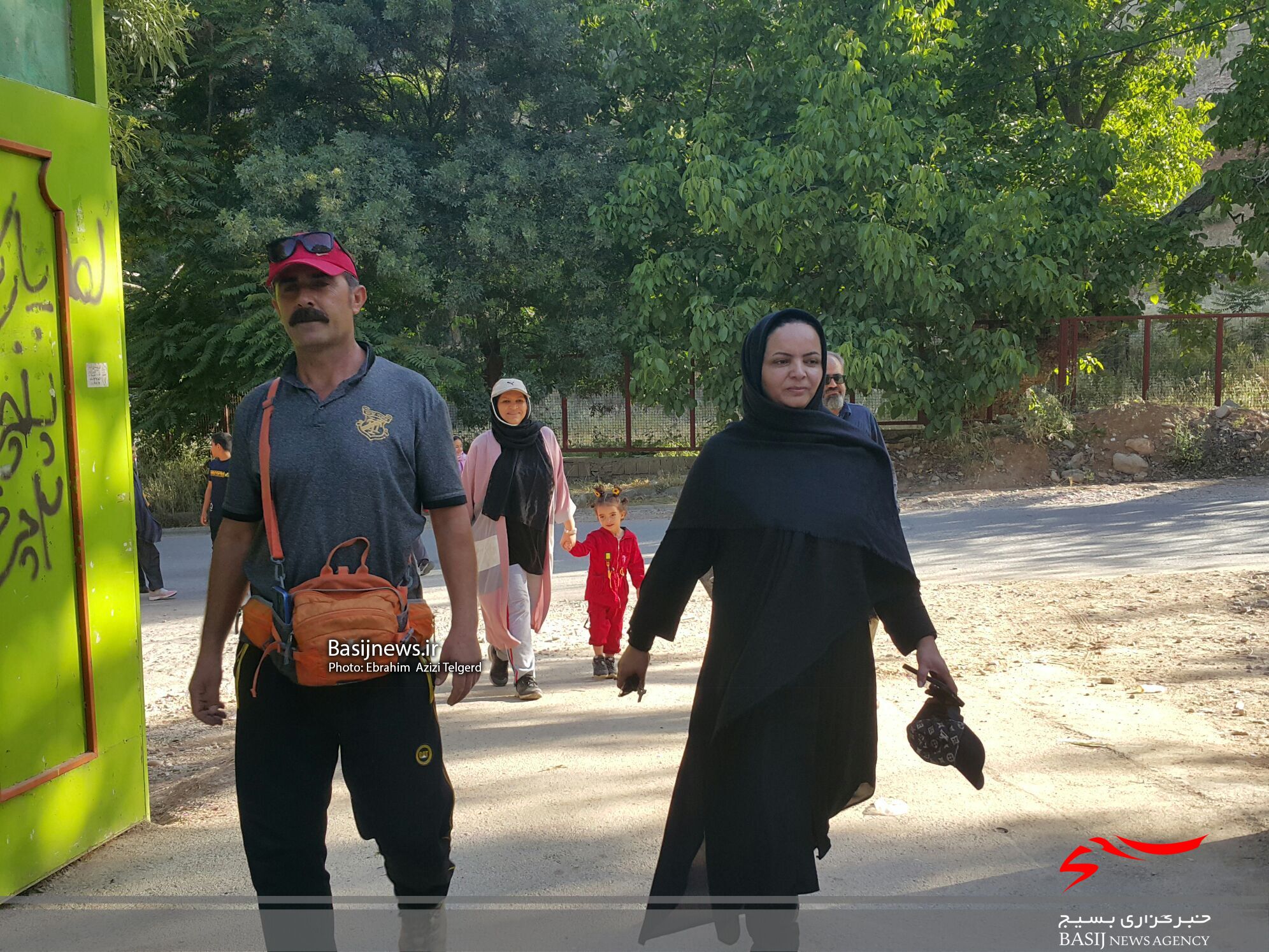 همایش پیاده روی خانوادگی خبرنگاران و اصحاب رسانه در یاسوج همایش پیاده روی خانوادگی خبرنگاران و اصحاب رسانه در یاسوج