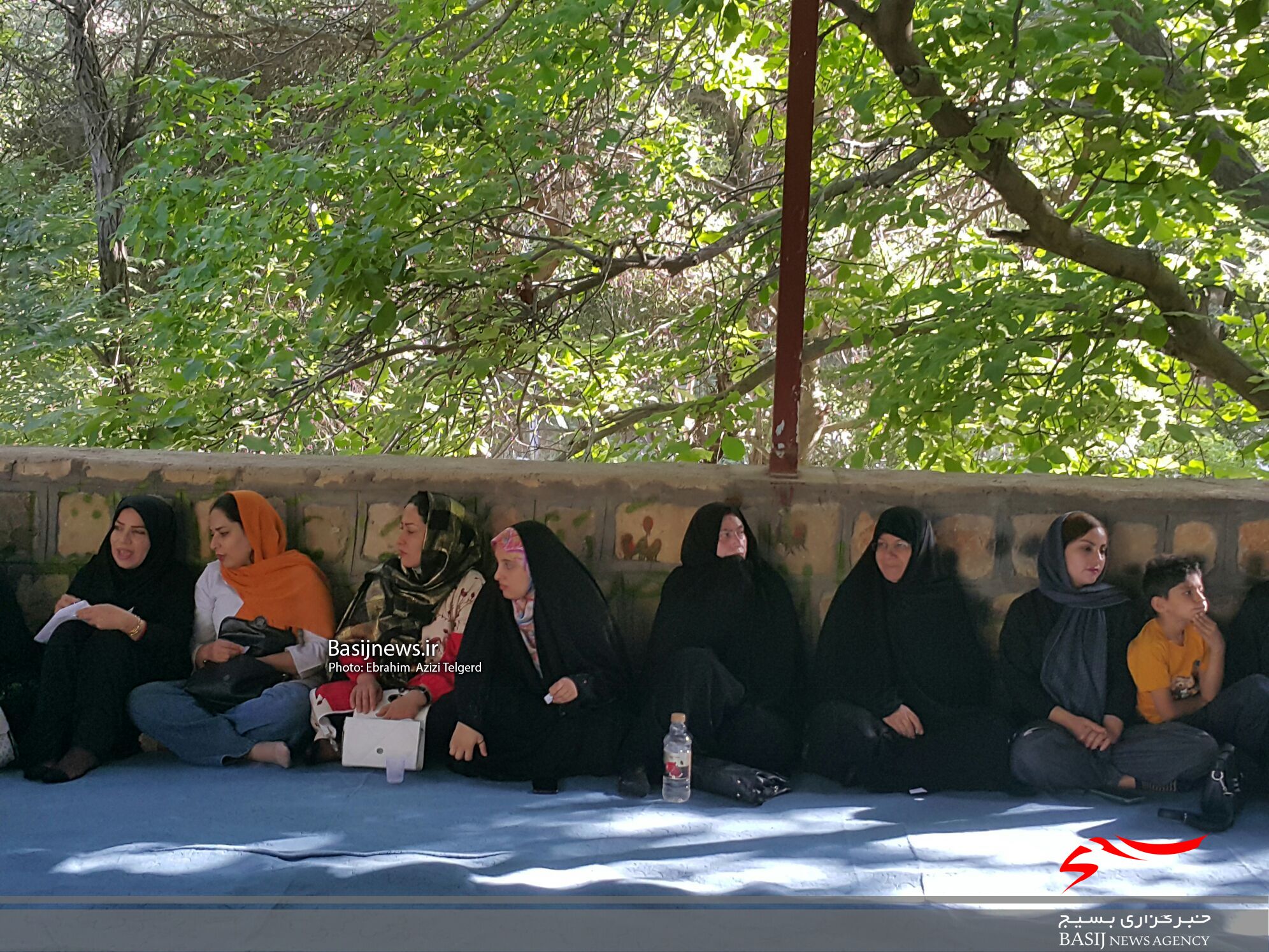 همایش پیاده روی خانوادگی خبرنگاران و اصحاب رسانه در یاسوج همایش پیاده روی خانوادگی خبرنگاران و اصحاب رسانه در یاسوج