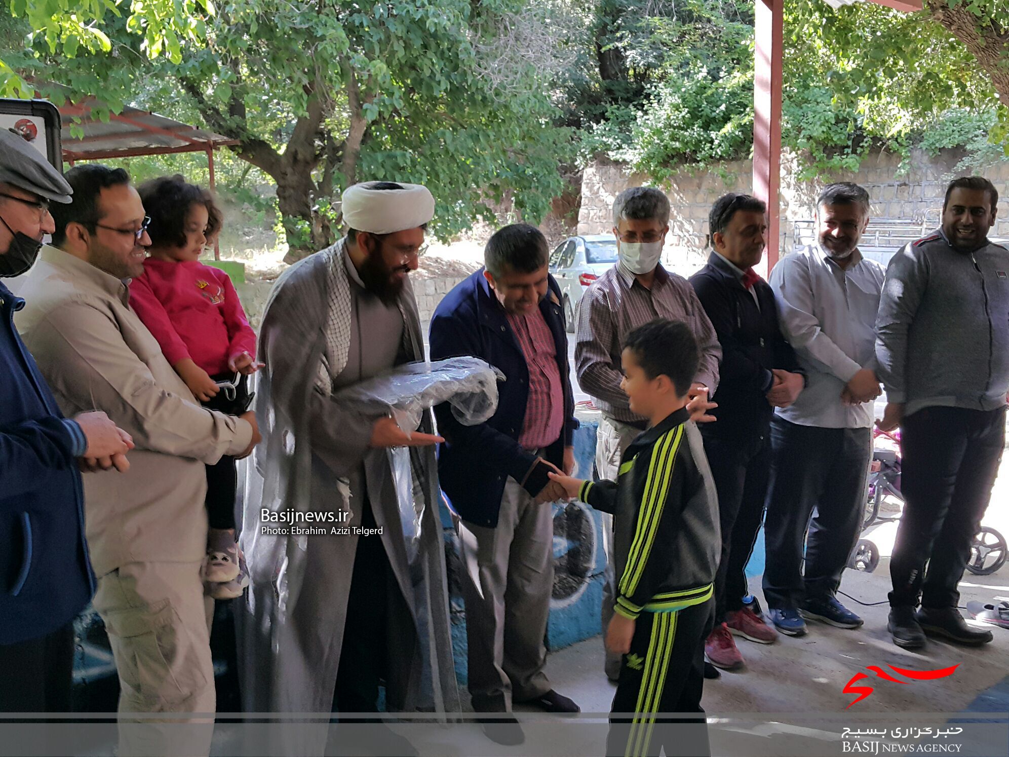 همایش پیاده روی خانوادگی خبرنگاران و اصحاب رسانه در یاسوج همایش پیاده روی خانوادگی خبرنگاران و اصحاب رسانه در یاسوج