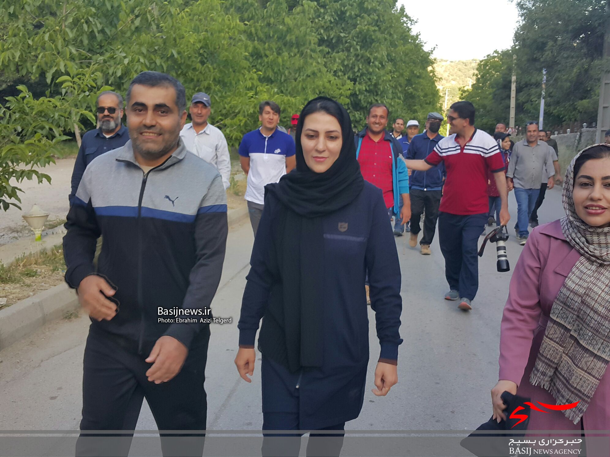همایش پیاده روی خانوادگی خبرنگاران و اصحاب رسانه در یاسوج همایش پیاده روی خانوادگی خبرنگاران و اصحاب رسانه در یاسوج