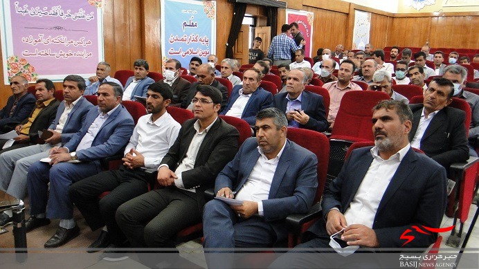 تجلیل از خدمتگزاران و رانندگان حوزه اداری آموزش وپرورش کهگیلویه وبویراحمد