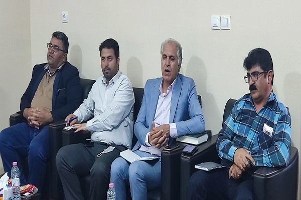 مشکلات برق کشاورزان و صنعتگران در فصل گرما مشکلات برق کشاورزان و صنعتگران در فصل گرما