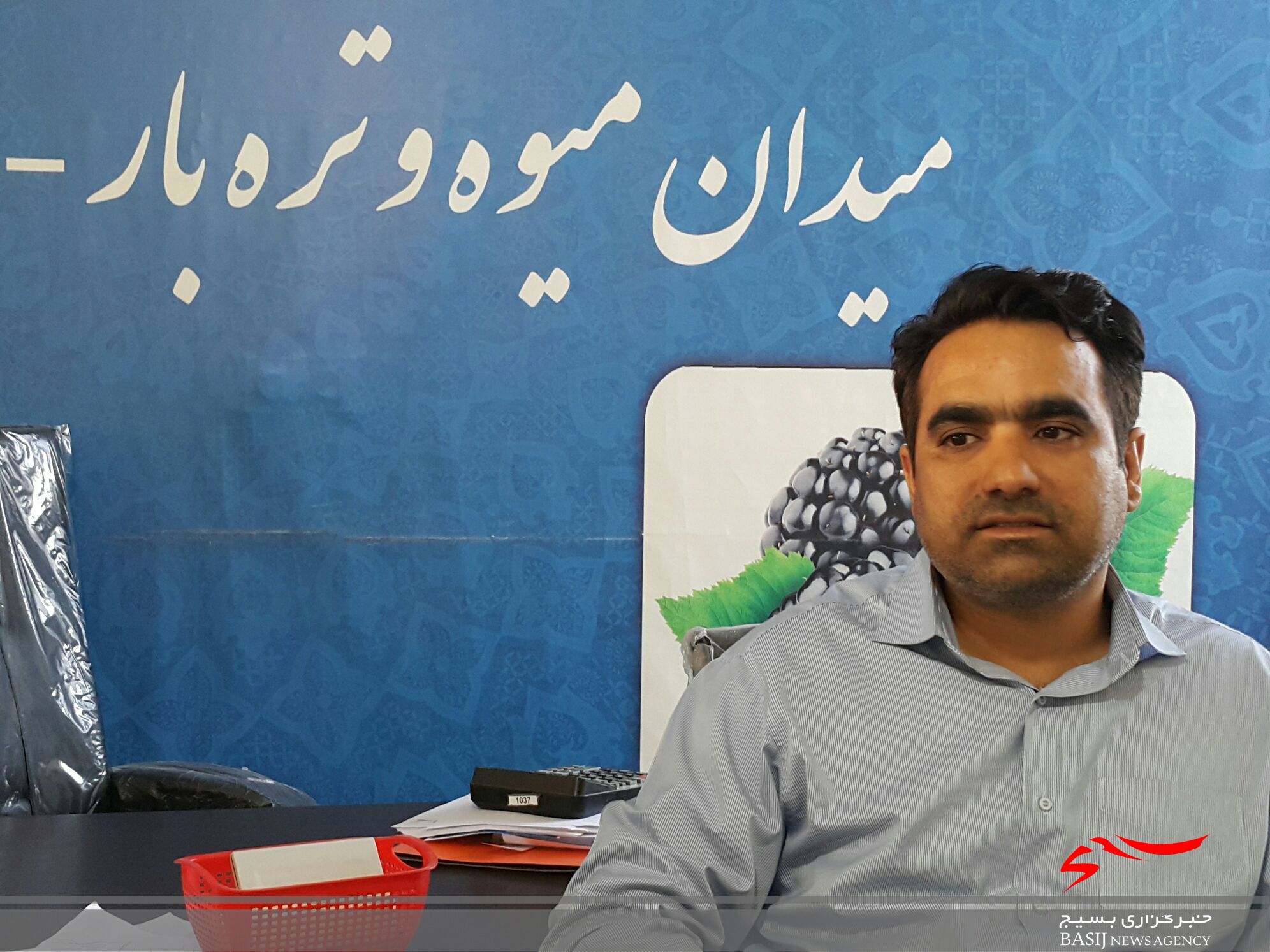 کارشکنی در روند فعالیت میدان میوه و تره بار یاسوج/ کمترین قیمت در میدان و بالاترین قیمت در شهر / ماجرایی که برملا شد کارشکنی در روند فعالیت میدان میوه و تره بار یاسوج/ کمترین قیمت در میدان و بالاترین قیمت در شهر / ماجرایی که برملا شد
