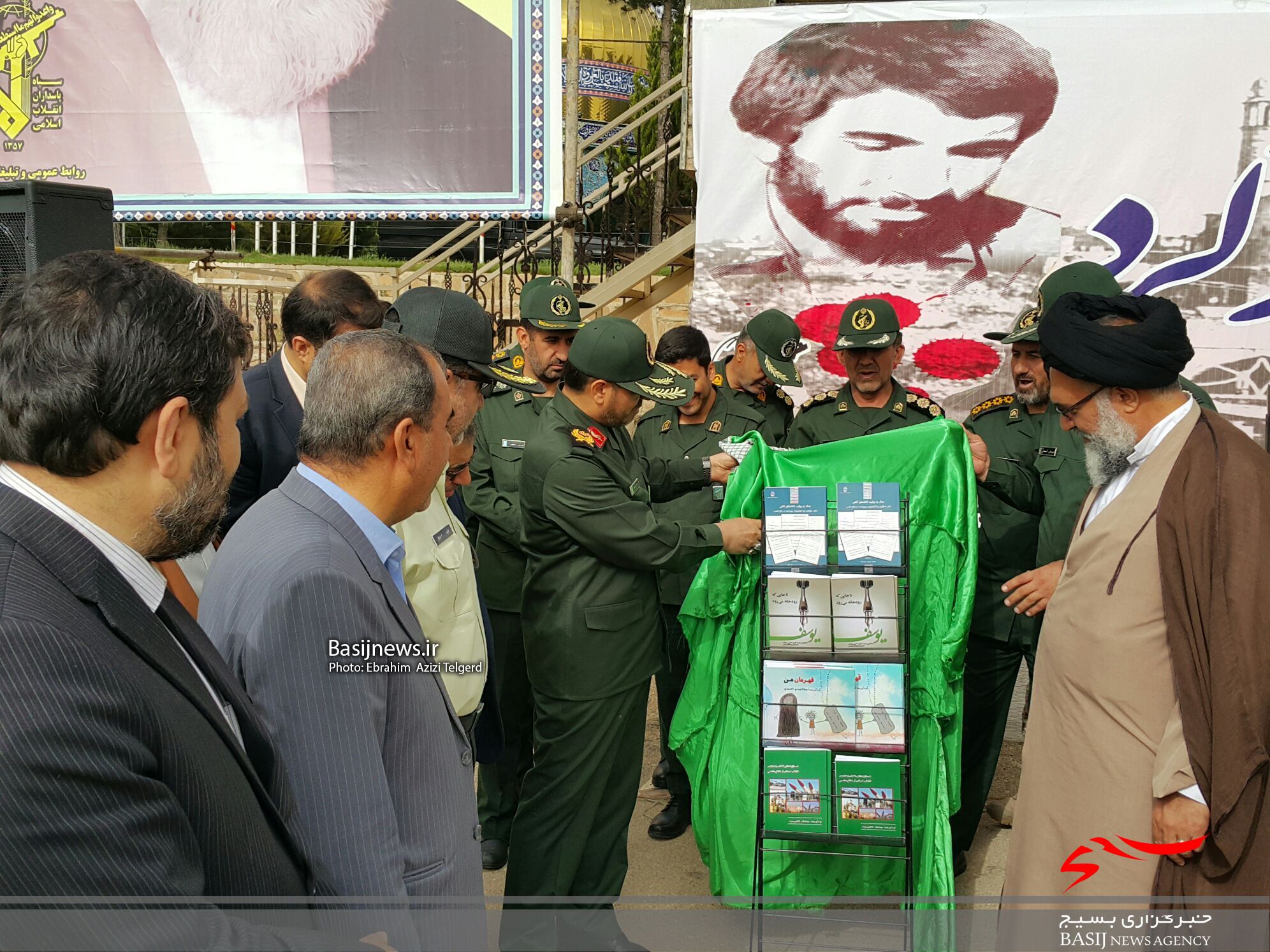 صبحگاه مشترک نیروهای مسلح در سپاه فتح کهگیلویه و بویراحمد صبحگاه مشترک نیروهای مسلح در سپاه فتح کهگیلویه و بویراحمد