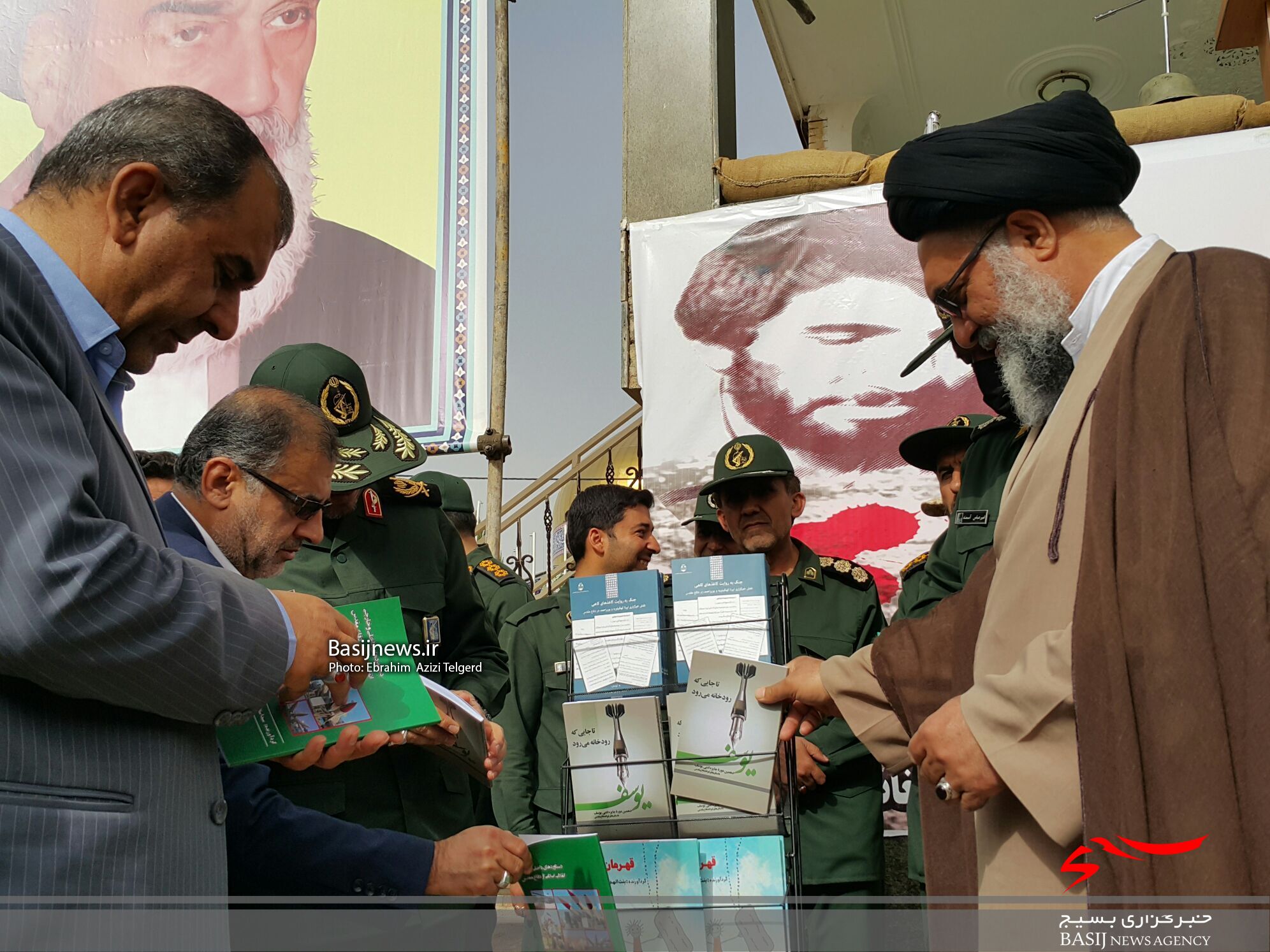 صبحگاه مشترک نیروهای مسلح در سپاه فتح کهگیلویه و بویراحمد صبحگاه مشترک نیروهای مسلح در سپاه فتح کهگیلویه و بویراحمد