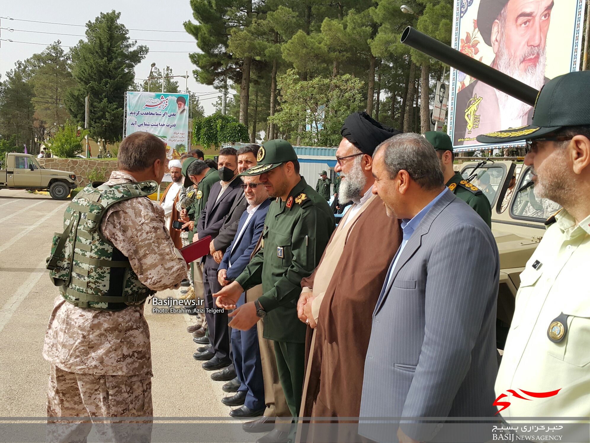 صبحگاه مشترک نیروهای مسلح در سپاه فتح کهگیلویه و بویراحمد صبحگاه مشترک نیروهای مسلح در سپاه فتح کهگیلویه و بویراحمد