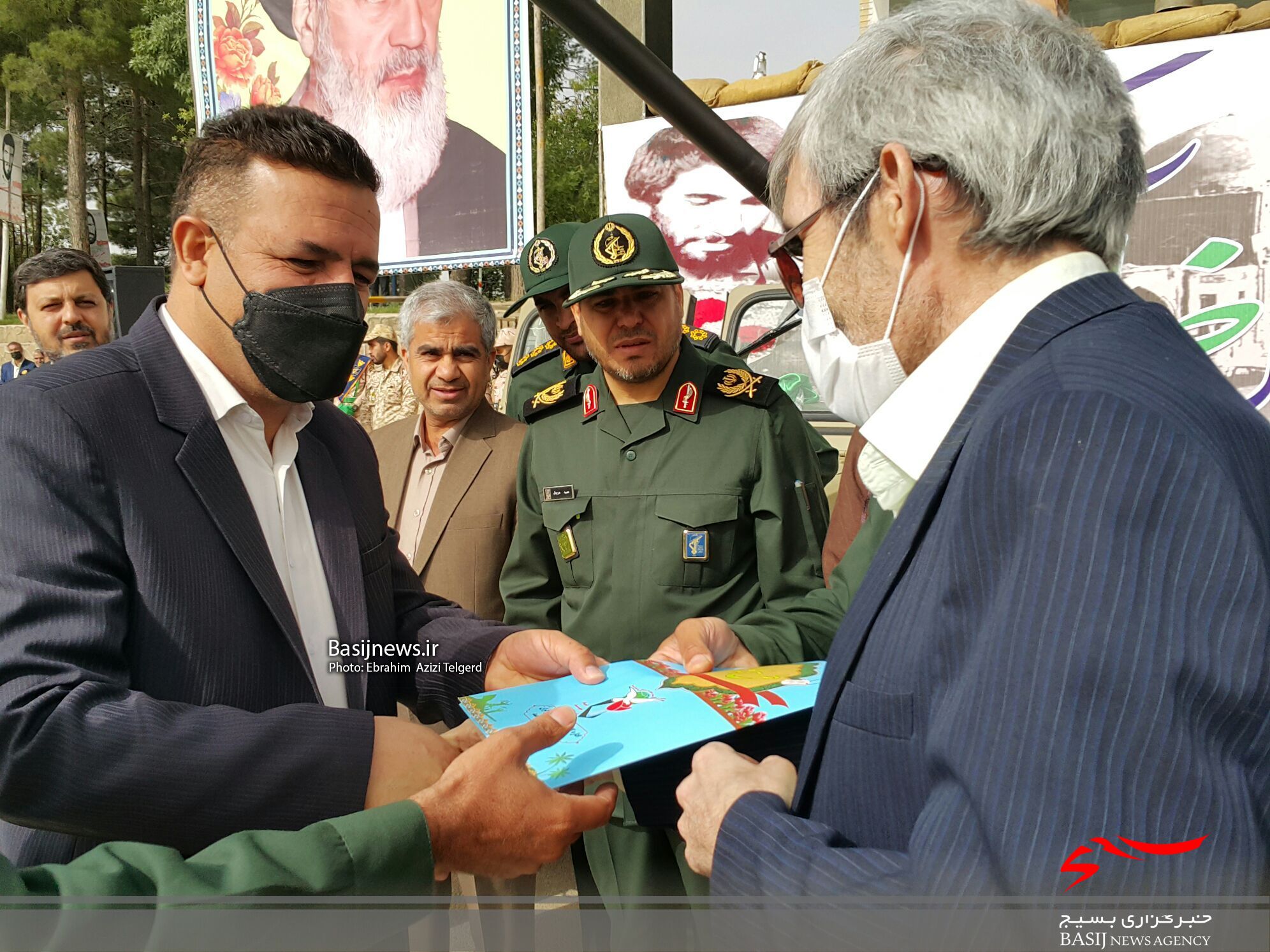 صبحگاه مشترک نیروهای مسلح در سپاه فتح کهگیلویه و بویراحمد صبحگاه مشترک نیروهای مسلح در سپاه فتح کهگیلویه و بویراحمد
