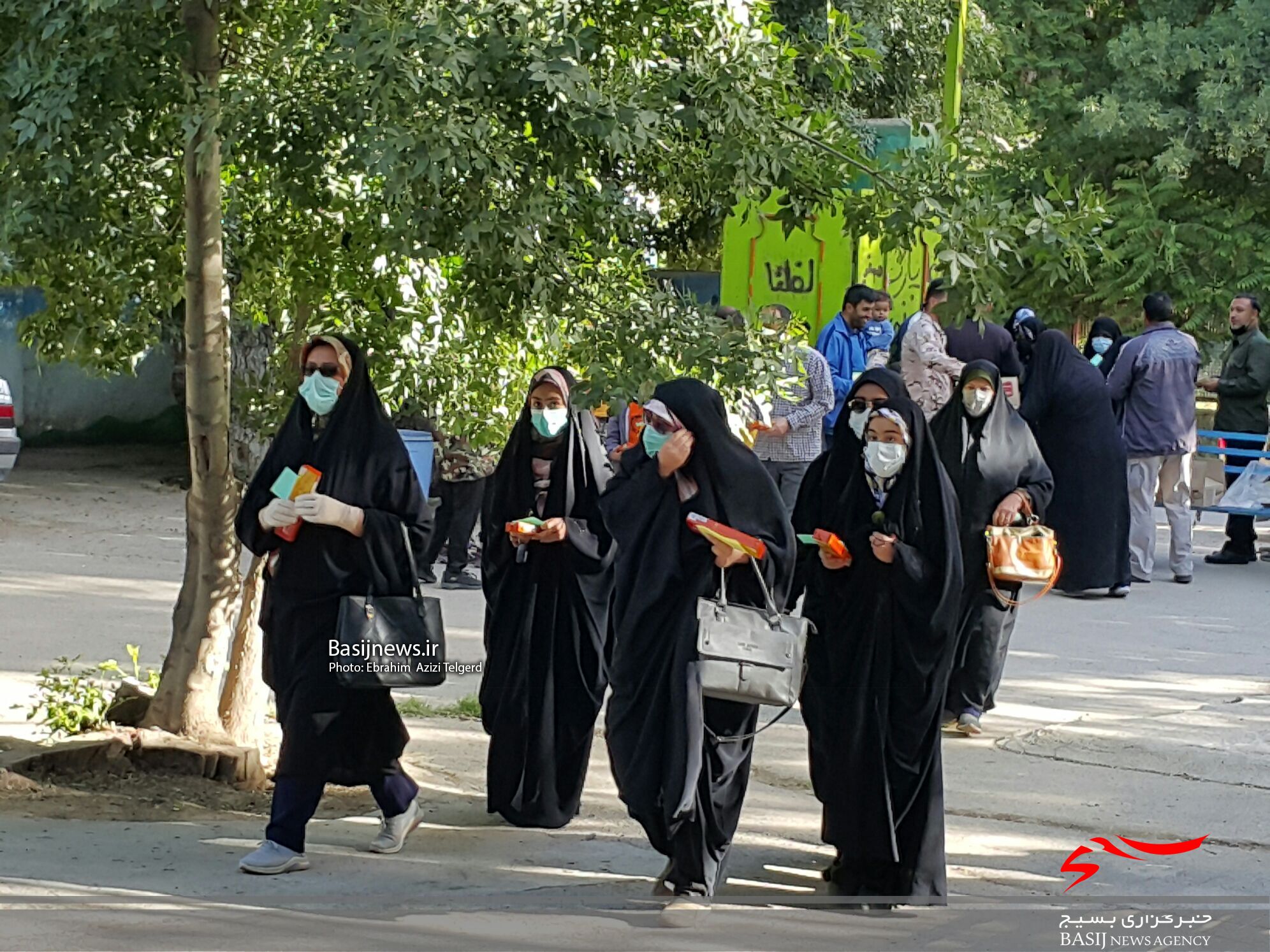 همایش پیاده روی خانواده های کارکنان و پاسداران سپاه فتح کهگیلویه و بویراحمد همایش پیاده روی خانواده های کارکنان و پاسداران سپاه فتح کهگیلویه و بویراحمد