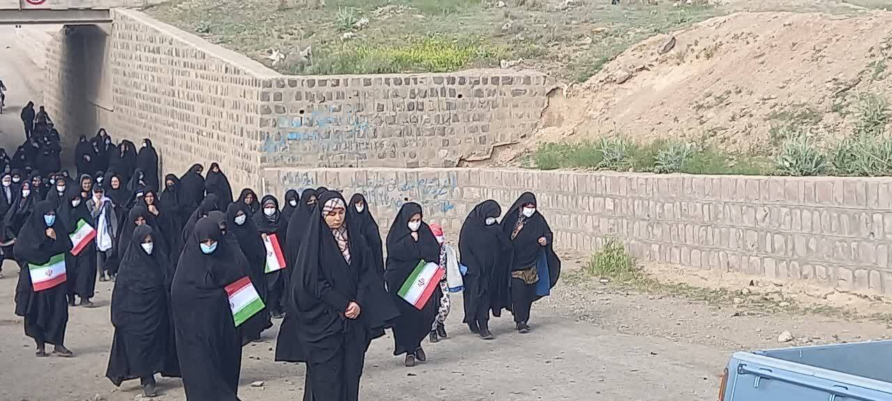 برگزاری همایش پیاده روی خانوادگی به مناسبت گرامیداشت سالروز حماسه سوم خرداد در سلطانیه