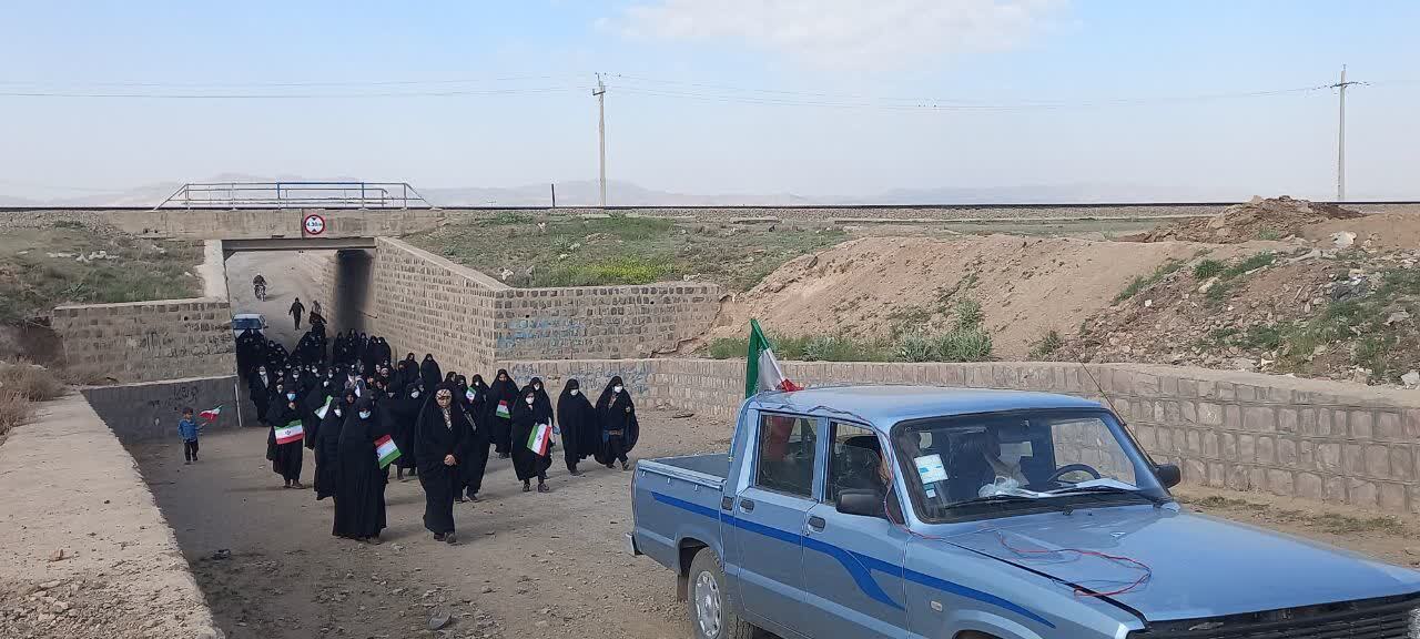 برگزاری همایش پیاده روی خانوادگی به مناسبت گرامیداشت سالروز حماسه سوم خرداد در سلطانیه