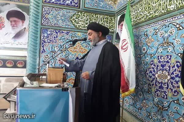 انقلابی ماندن کلید عمل به بیانات رهبری است