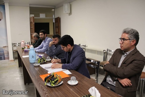 جلسه کمیته اقشار و تشکل های مردمی کنگره ملی بزرگداشت۳۴۰۰ شهید استان اردبیل جلسه کمیته اقشار و تشکل های مردمی کنگره ملی بزرگداشت۳۴۰۰ شهید استان اردبیل