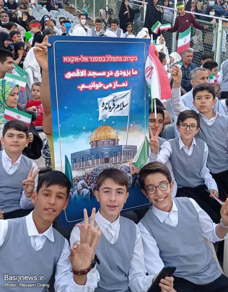 حماسه حضور دهه هشتاد و نودی ها در اجتماع بزرگ و خانوادگی &laquo;سلام فرمانده&raquo;
