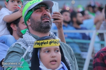 حماسه حضور دهه هشتاد و نودی ها در اجتماع بزرگ و خانوادگی &laquo;سلام فرمانده&raquo;