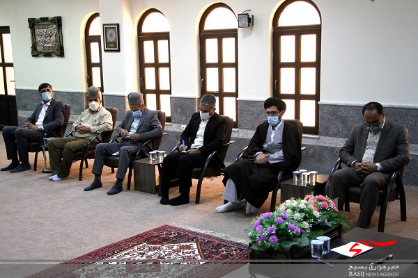 دیدار سران طوایف ایل قشقایی با آیت الله صفایی بوشهری دیدار سران طوایف ایل قشقایی با آیت الله صفایی بوشهری