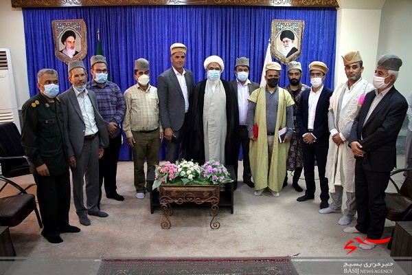 دیدار سران طوایف ایل قشقایی با آیت الله صفایی بوشهری دیدار سران طوایف ایل قشقایی با آیت الله صفایی بوشهری