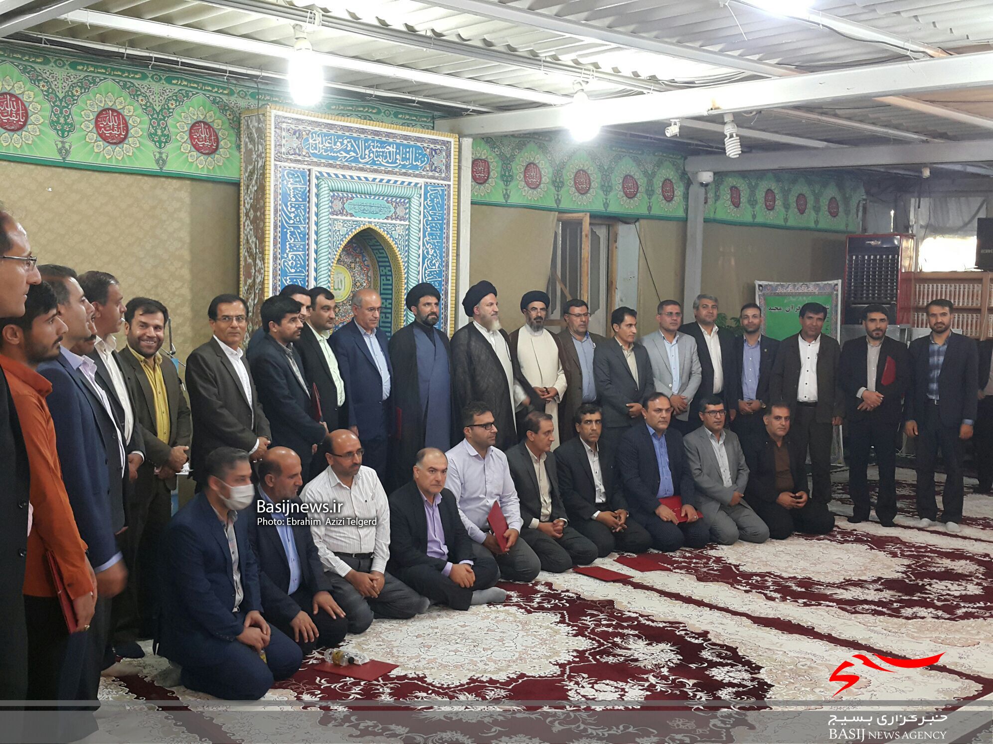 دیدار جمعی از اساتید بسیجی استان با آیت الله ملک حسینی