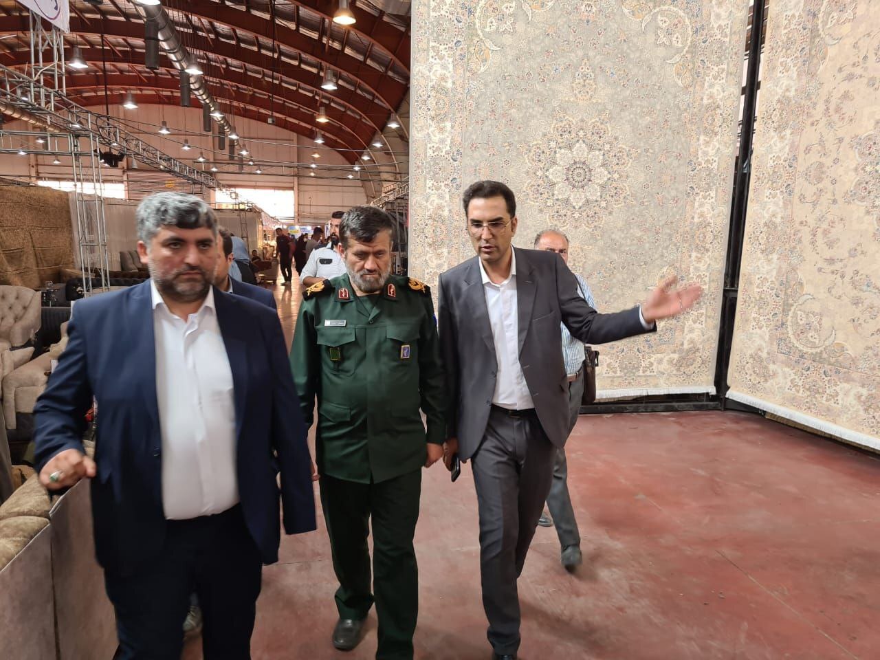 حضور میدانی و اقدام جهادی، لازمه رفع موانع تولید است