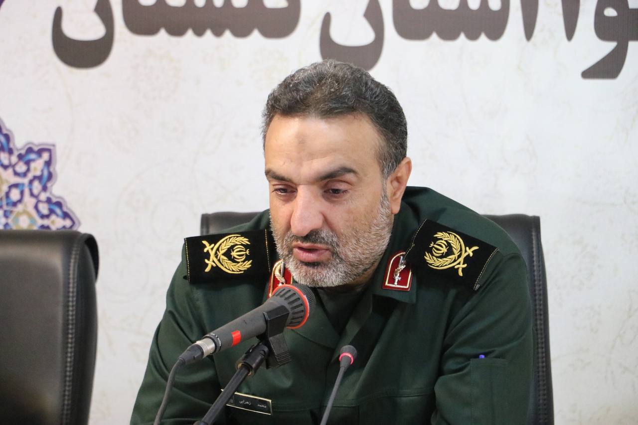 گفتمان جهادی نسبت به مسائل جامعه بی تفاوت نیست / هرکس دلش برای خدمت به مردم بتپد بسیجی است گفتمان جهادی نسبت به مسائل جامعه بی تفاوت نیست / هرکس دلش برای خدمت به مردم بتپد بسیجی است