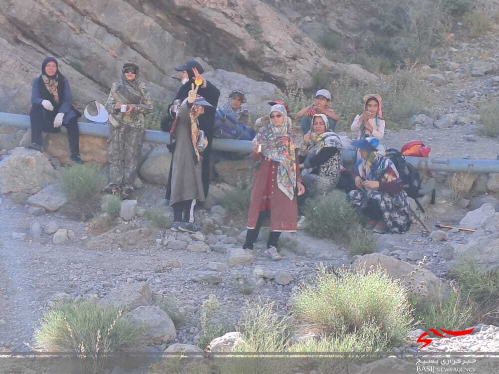 همایش پیاده روی و کوهپیمایی خواهران بسیجی حوزه مقاومت بسیج حضرت خدیجه( س) گوشه ناحیه یاسوج