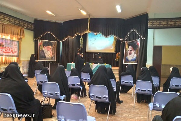 برگزاری تریبون آزاد در مدرسه علمیه صدیقه کبری(س) بهار برگزاری تریبون آزاد در مدرسه علمیه صدیقه کبری(س) بهار