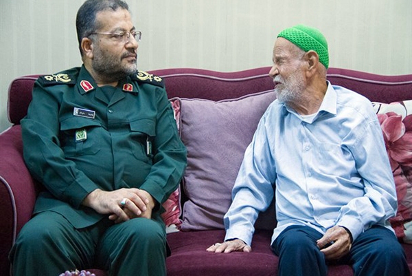 تشییع پیکر پدر شهید سید احمد هاشمی در بوشهر تشییع پیکر پدر شهید سید احمد هاشمی در بوشهر