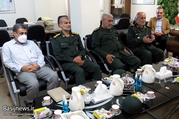 دیدار سردار رزمجو با رئیس سازمان قضایی نیروهای مسلح استان بوشهر دیدار سردار رزمجو با رئیس سازمان قضایی نیروهای مسلح استان بوشهر