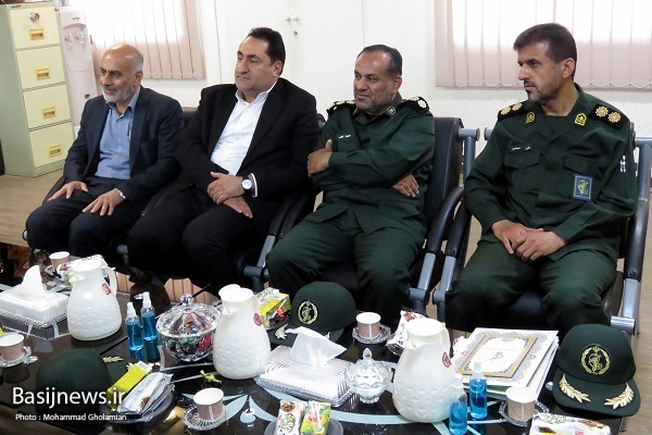 دیدار سردار رزمجو با رئیس سازمان قضایی نیروهای مسلح استان بوشهر دیدار سردار رزمجو با رئیس سازمان قضایی نیروهای مسلح استان بوشهر