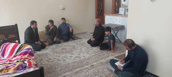 دیدار با خانواده شهید &laquo;تقی زاده&raquo; در اردبیل